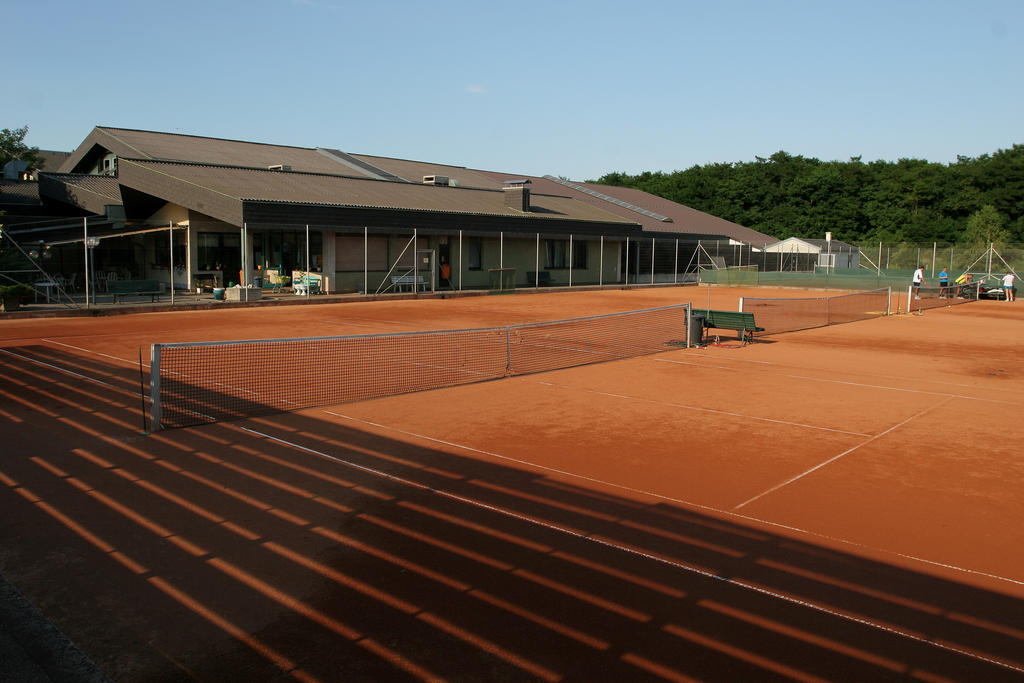 Tennis- Und Freizeitzentrum Neudoerfl Neudorfl Exterior photo